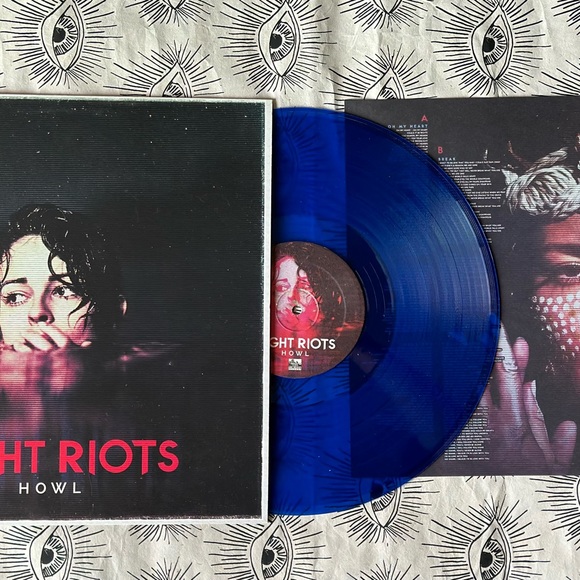Vinyl Records: ‘Howl’ by Night Riots 12” - Picture 2 of 3